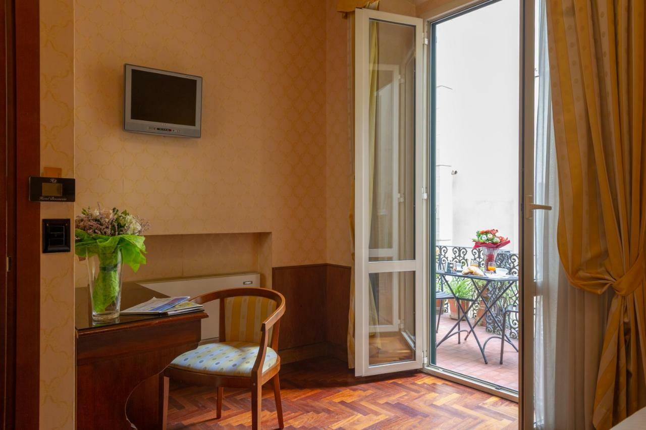 Hotel Boccaccio Florence Exterior photo