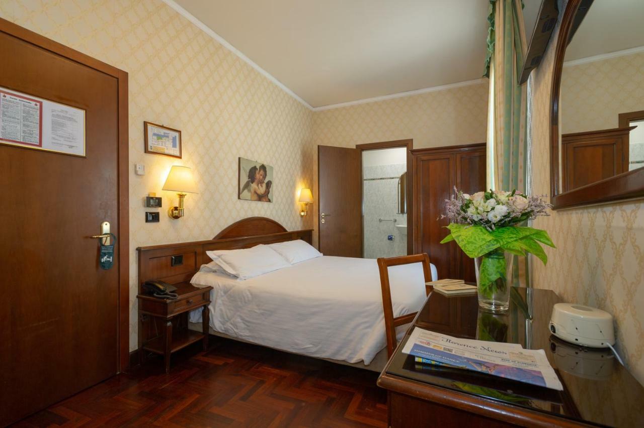 Hotel Boccaccio Florence Exterior photo